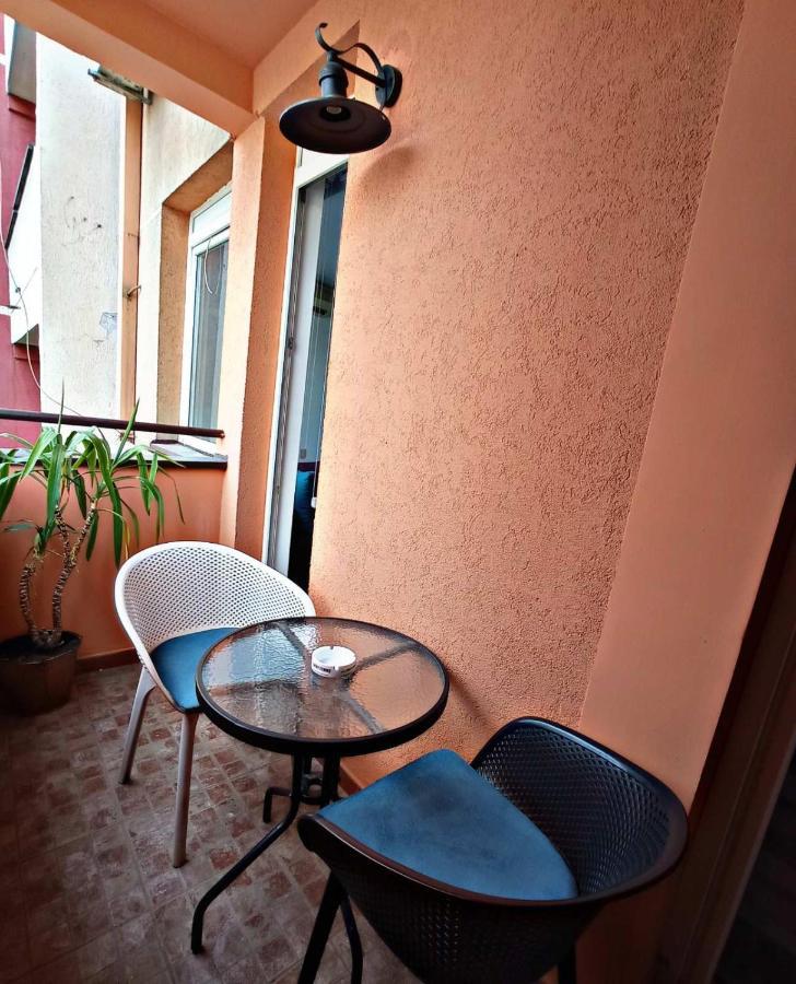 Chill Out Apartment Novi Sad Exteriör bild